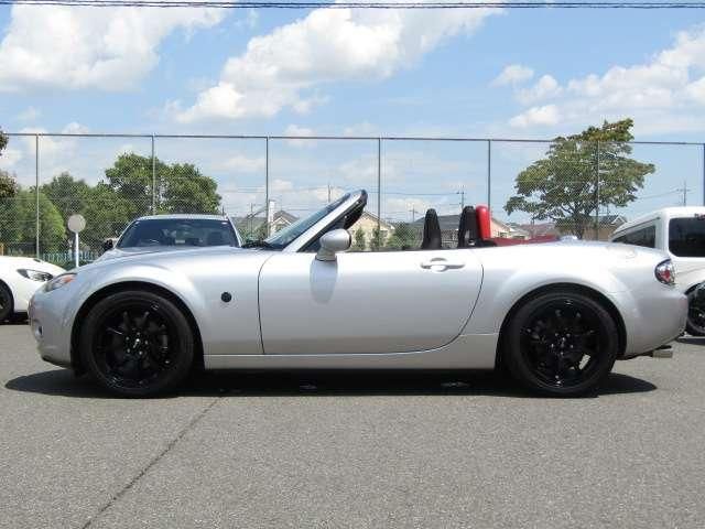 ROADSTER