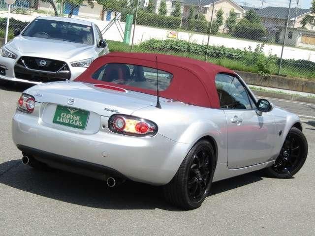 ROADSTER