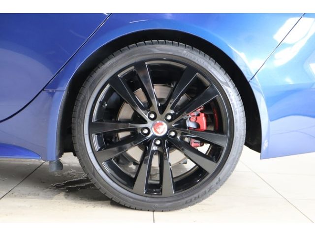 JAGUAR XEseries