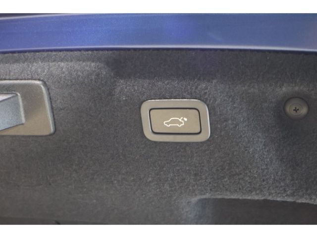 JAGUAR XEseries