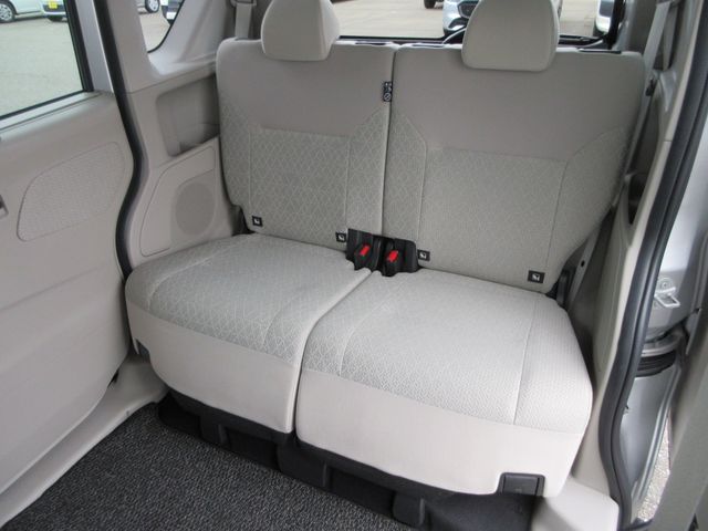 eK SPACE 4WD
