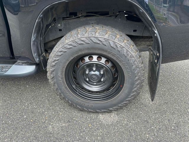 HILUX 4WD