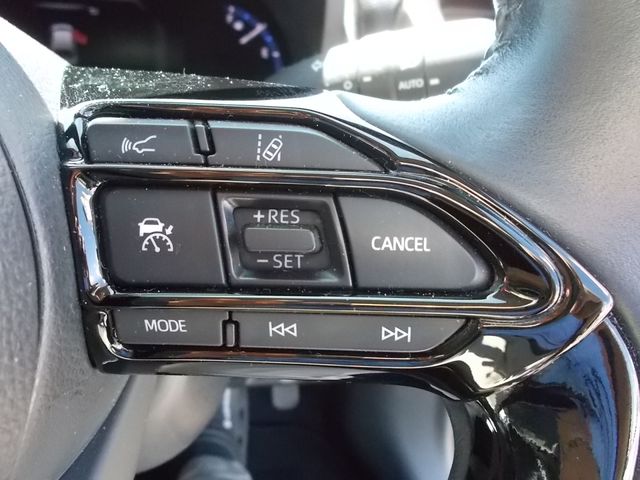 YARIS CROSS HYBRID
