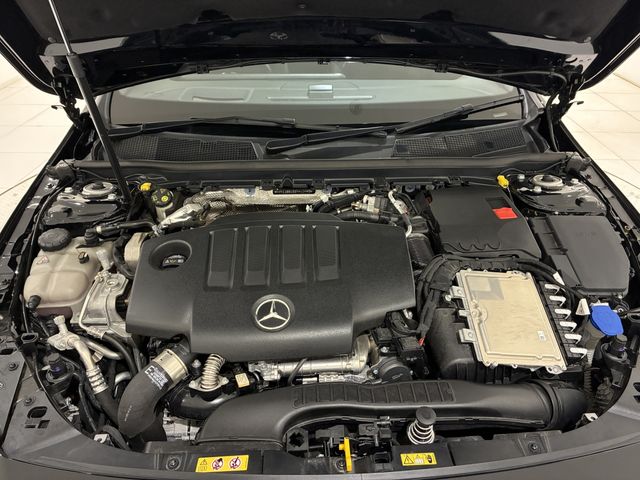 MERCEDES BENZ CLA Shooting Brake
