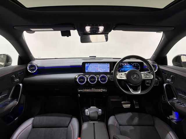 MERCEDES BENZ CLA Shooting Brake