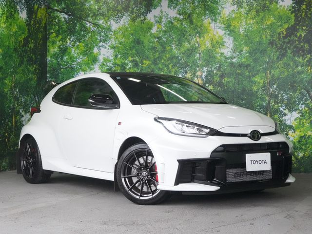 GR YARIS