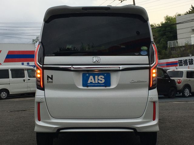 N BOX CUSTOM