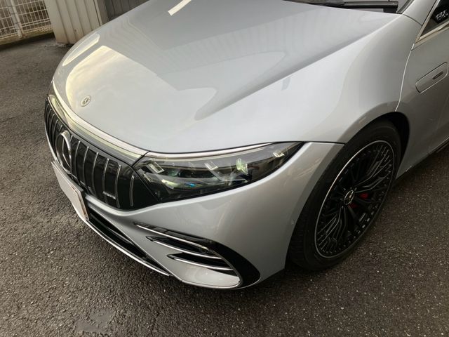 MERCEDES AMG EQS
