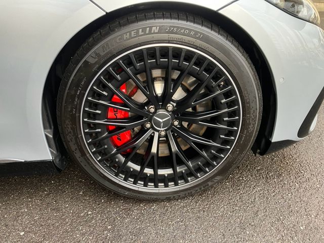MERCEDES AMG EQS