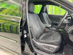 CROWN sedan hybrid