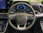 VOXY HYBRID