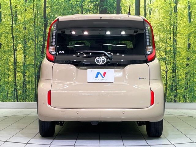 SIENTA HYBRID