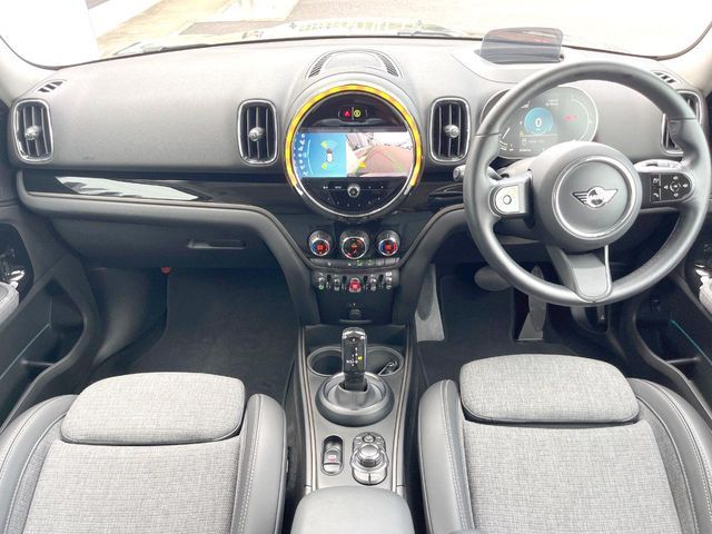 MINI COOPER D CROSSOVER