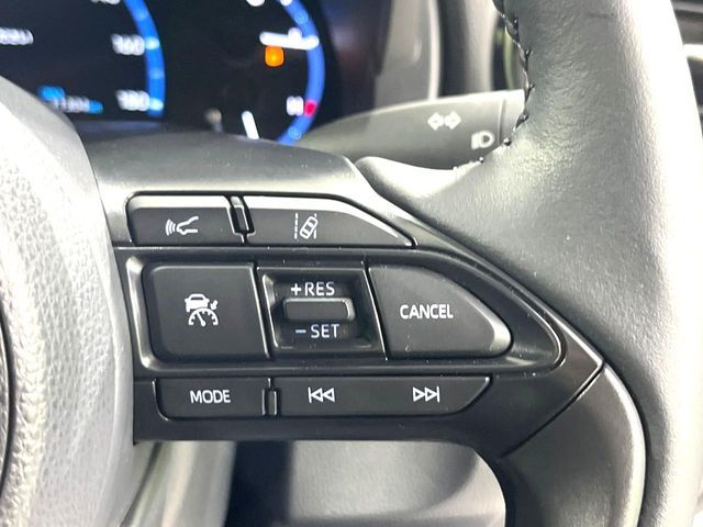 YARIS CROSS HYBRID