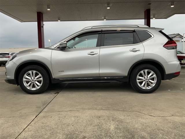 X-TRAIL HYBRID 4WD