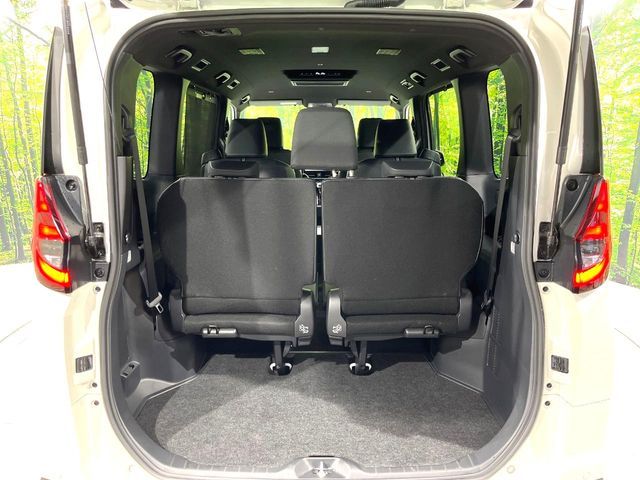 NOAH HYBRID 4WD