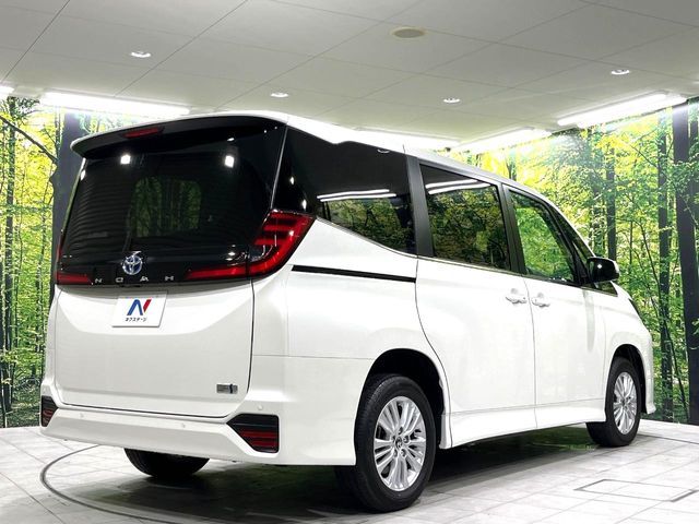 NOAH HYBRID 4WD