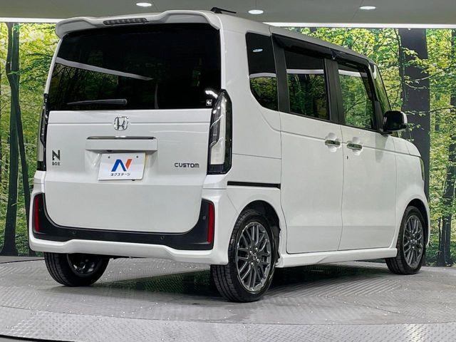 N BOX CUSTOM