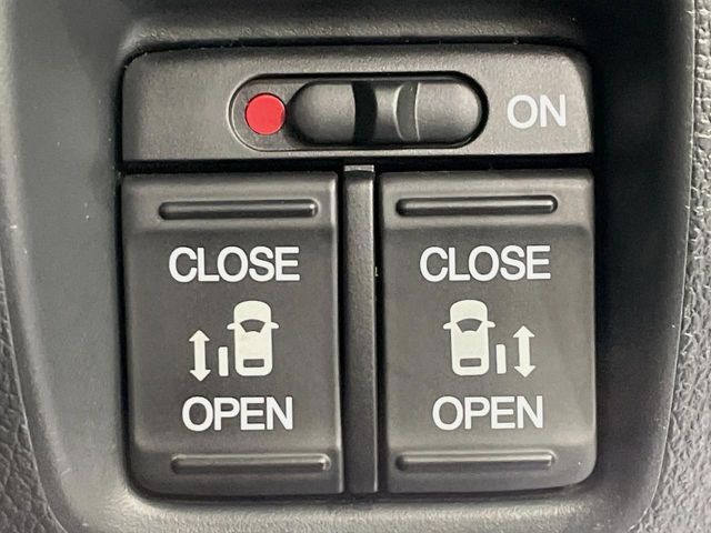 N BOX
