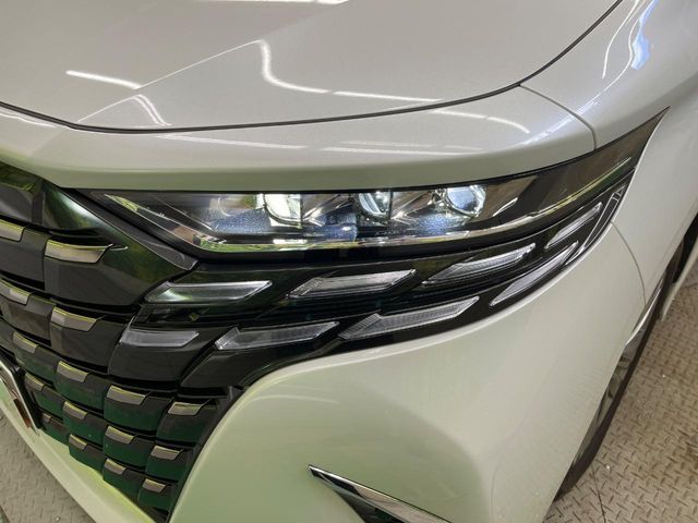 ALPHARD hybrid