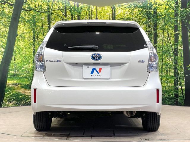 PRIUS Alpha