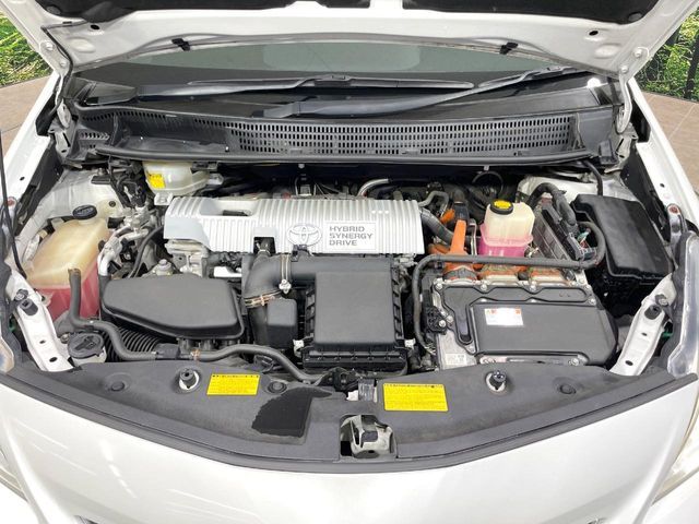 PRIUS Alpha