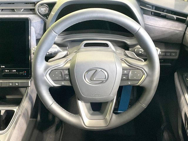 LEXUS LBX