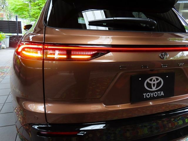CROWN ESTATE 4WD