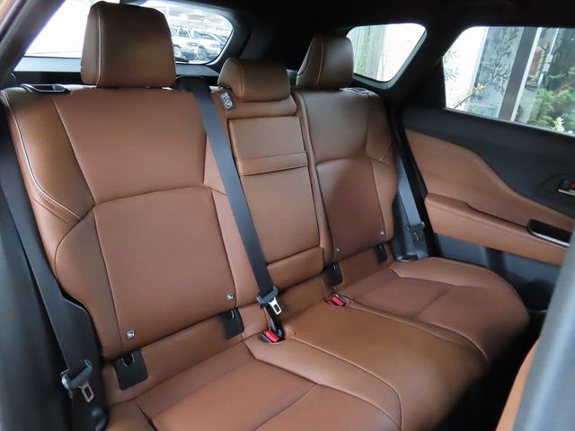 CROWN ESTATE 4WD