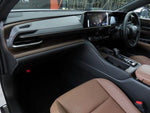 CROWN sedan hybrid