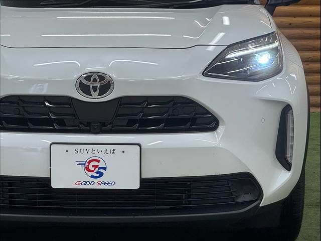 YARIS CROSS