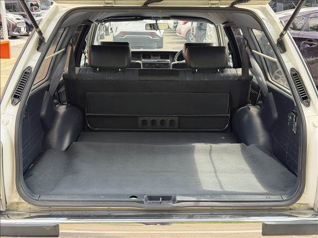 CROWN van 2WD