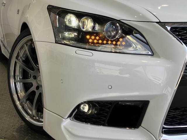 LEXUS LS600h