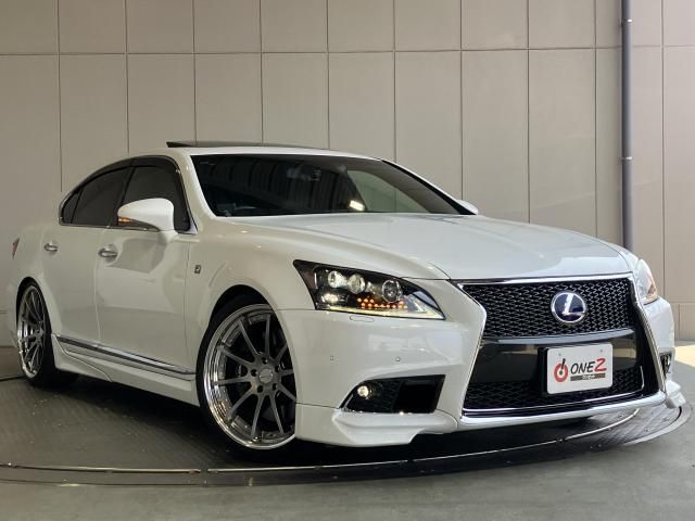 LEXUS LS600h