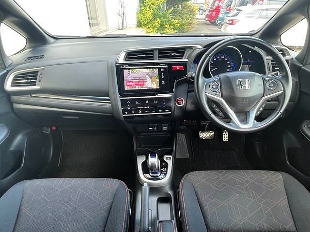 FIT HYBRID
