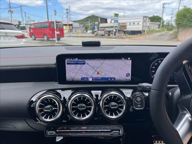MERCEDES BENZ CLA class