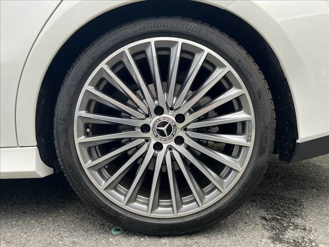 MERCEDES BENZ CLA class
