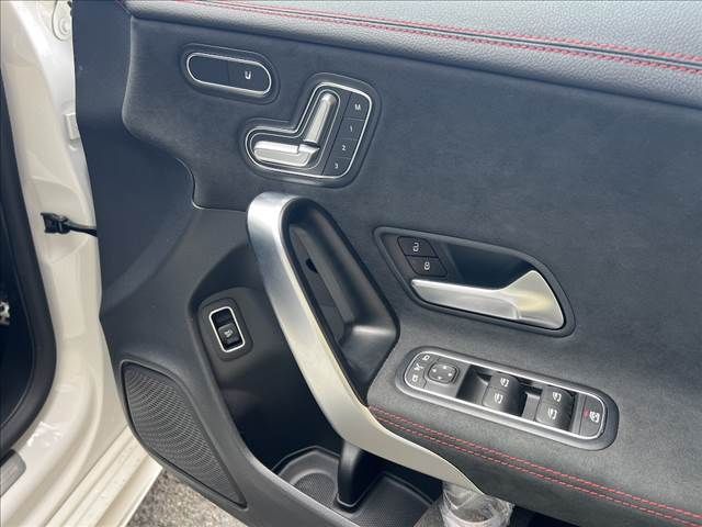 MERCEDES BENZ CLA class