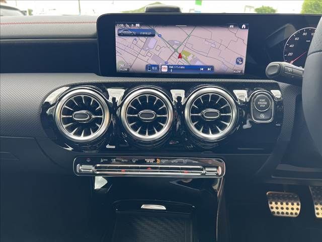 MERCEDES BENZ CLA class