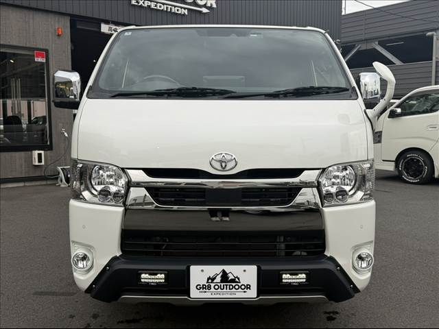 HIACE van 4WD