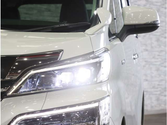 VELLFIRE  HYBRID 4WD