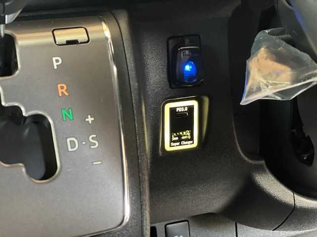 HIACE van 4WD