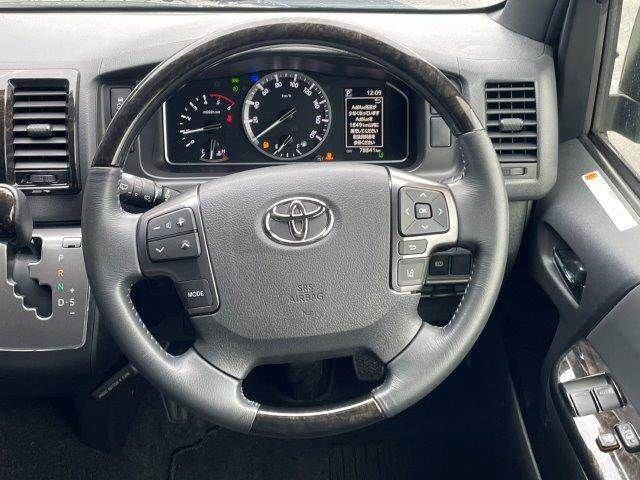 HIACE van 4WD