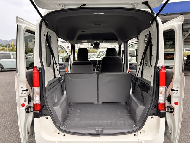 N-VAN