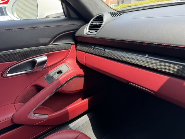 PORSCHE 718CAYMAN