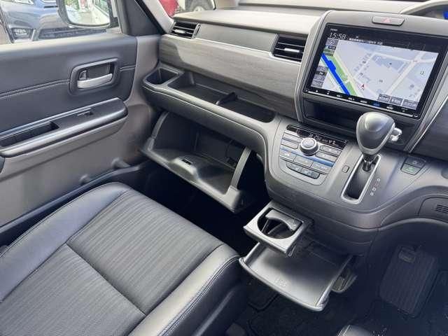 FREED 4WD