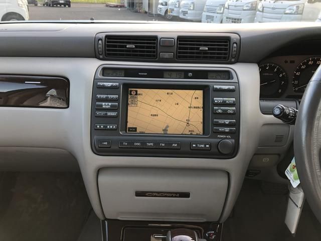 CROWN sedan 4WD