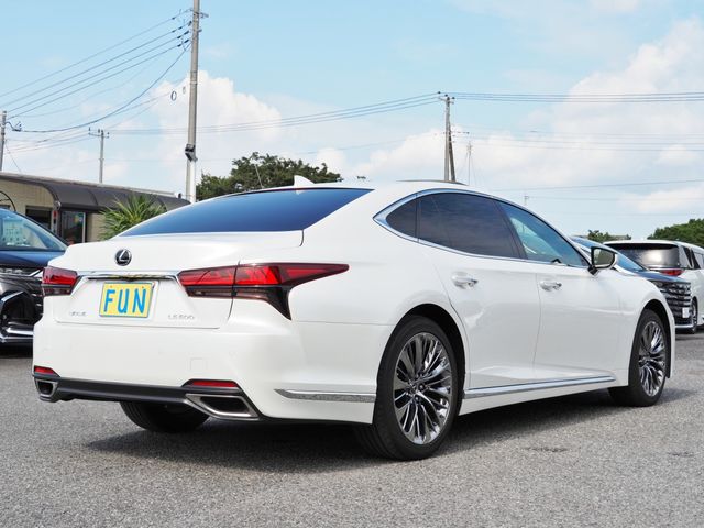 LEXUS LS500
