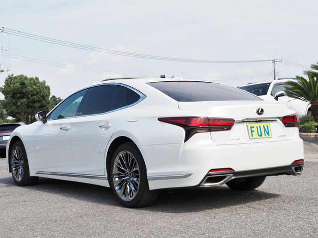 LEXUS LS500