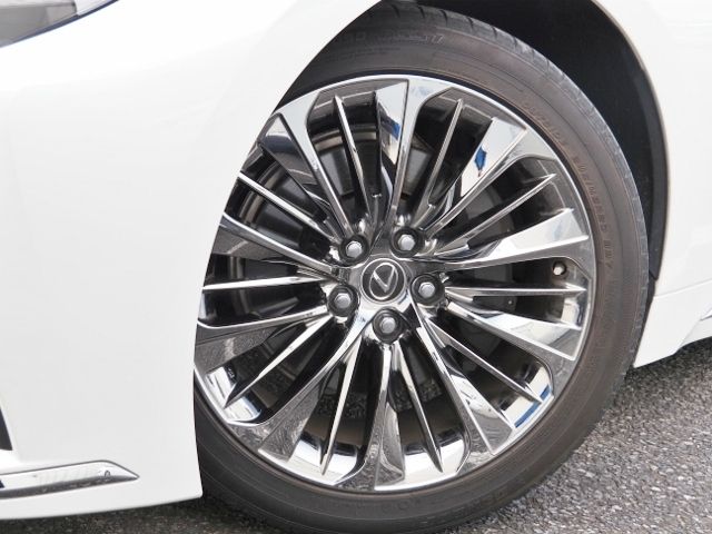 LEXUS LS500